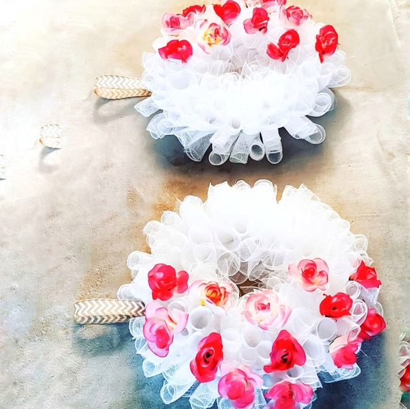 White Wedding Simple Deco Mesh Wreath Approx 20" - Picture 2 of 2